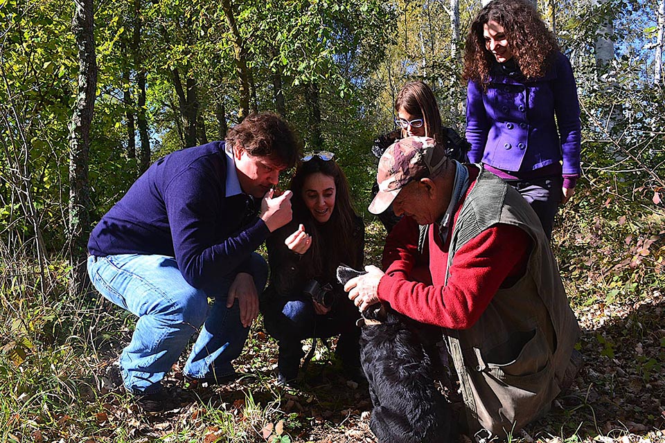 Truffle hunt with lunch at San Miniato - White Truffle