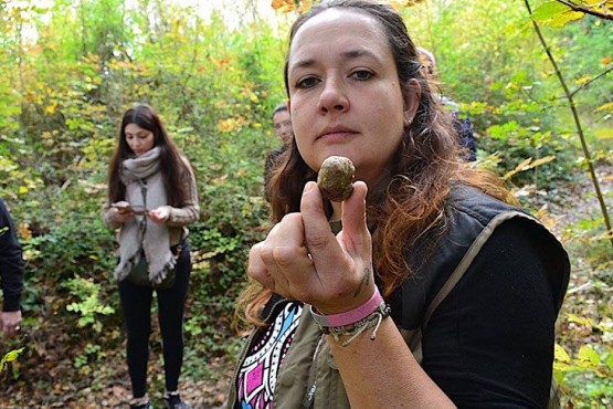 Truffle hunting and wine tasting in Tuscany